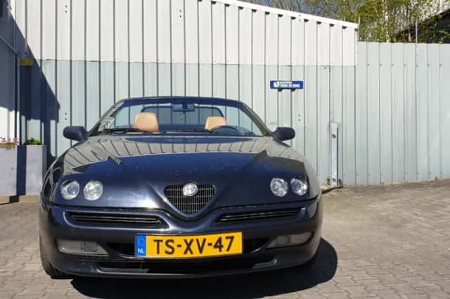 Alfa Romeo Spider (1998) thumbnail 4