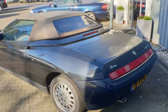 Alfa Romeo Spider (1998) thumbnail 31