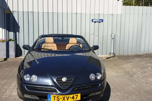 Alfa Romeo Spider (1998) thumbnail 7