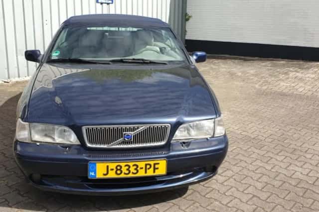 Volvo C70 (2001) thumbnail 11
