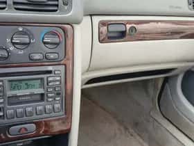 Volvo C70 (2001) thumbnail 23