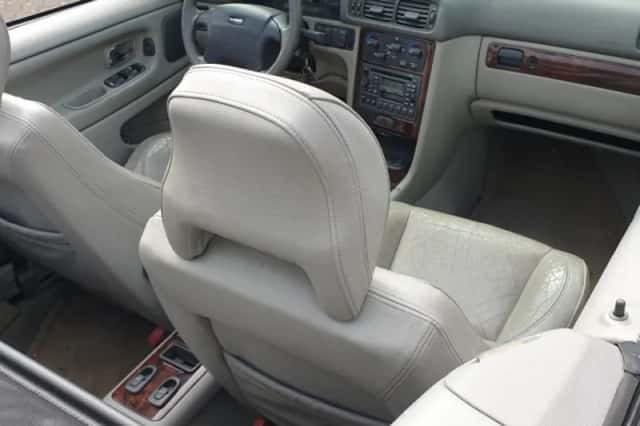 Volvo C70 (2001) thumbnail 24
