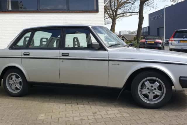 Volvo 244 (1981) thumbnail 12