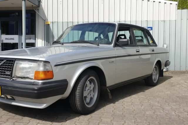 Volvo 244 (1981) thumbnail 21