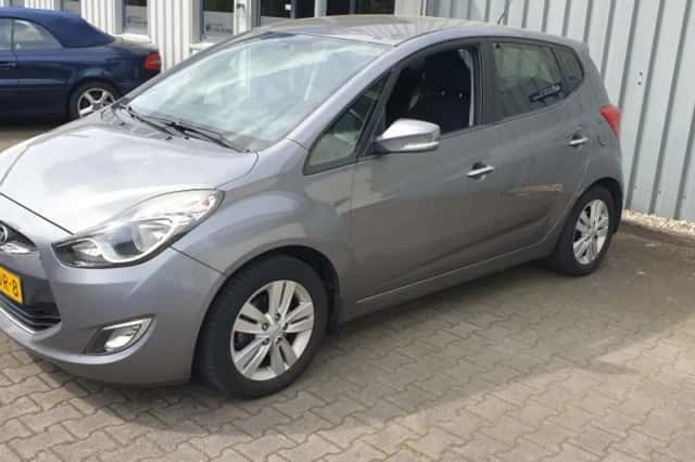 Hyundai ix20 (2012) thumbnail 18
