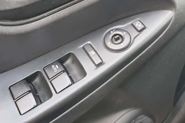 Hyundai ix20 (2012) thumbnail 30