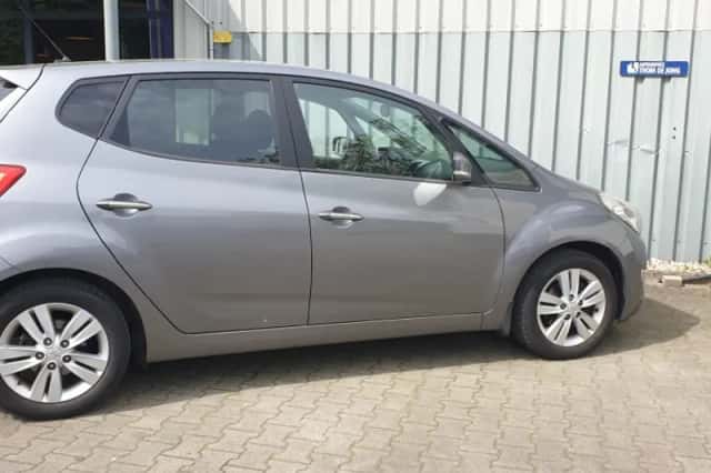 Hyundai ix20 (2012) thumbnail 8