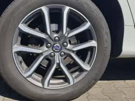 Volvo XC60 (2015) thumbnail 13