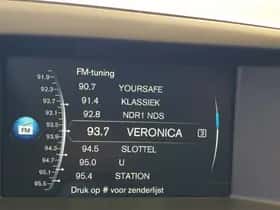 Volvo XC60 (2015) thumbnail 33