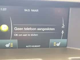 Volvo XC60 (2015) thumbnail 35