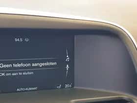Volvo XC60 (2015) thumbnail 36