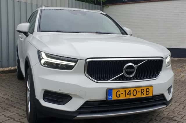 Volvo XC40 (2019) thumbnail 13