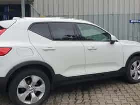 Volvo XC40 (2019) thumbnail 16