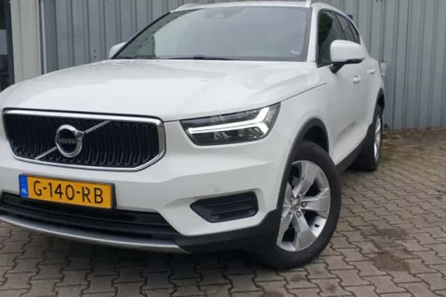 Volvo XC40 (2019) thumbnail 23