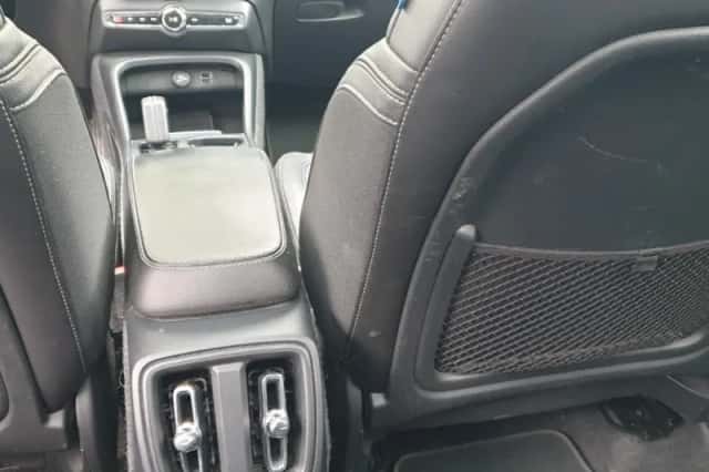 Volvo XC40 (2019) thumbnail 28