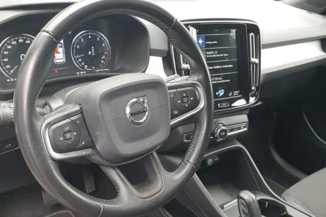 Volvo XC40 (2019) thumbnail 36