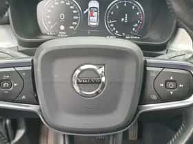 Volvo XC40 (2019) thumbnail 37