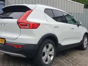Volvo XC40 (2019) thumbnail 5