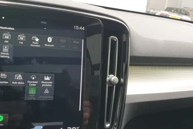 Volvo XC40 (2019) thumbnail 46