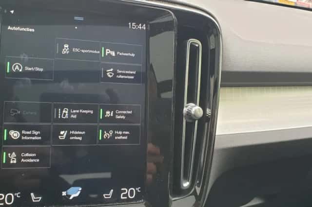 Volvo XC40 (2019) thumbnail 47