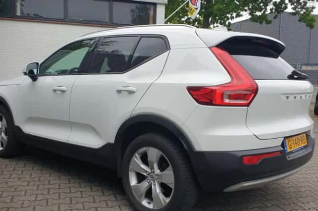 Volvo XC40 (2019) thumbnail 6