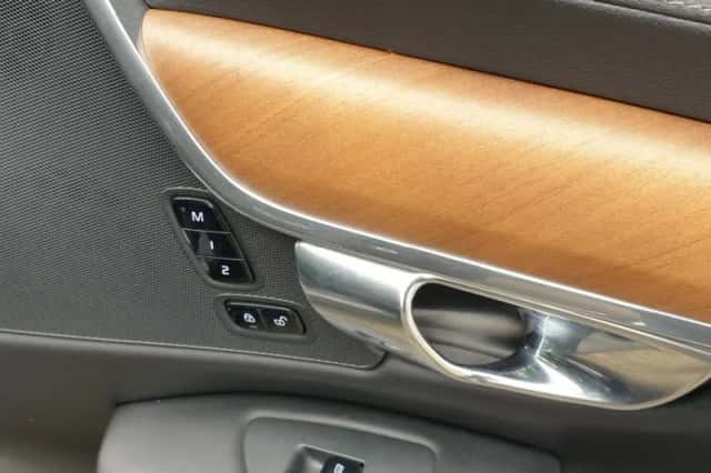 Volvo S90 (2019) thumbnail 33