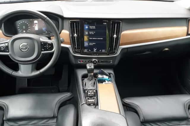 Volvo S90 (2019) thumbnail 35