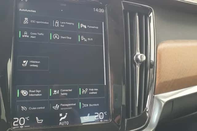 Volvo S90 (2019) thumbnail 51