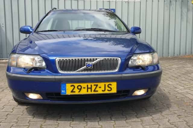 Volvo V70 (2002) thumbnail 11
