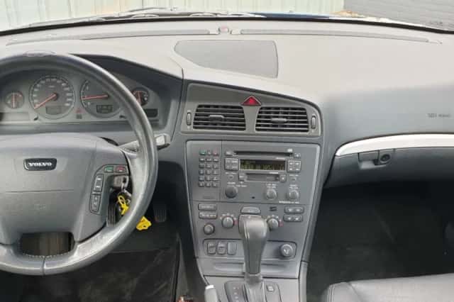Volvo V70 (2002) thumbnail 19