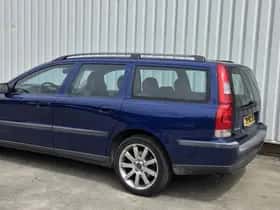 Volvo V70 (2002) thumbnail 3