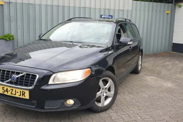 Volvo V70 (2008) thumbnail 2