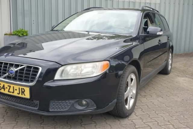 Volvo V70 (2008) thumbnail 12