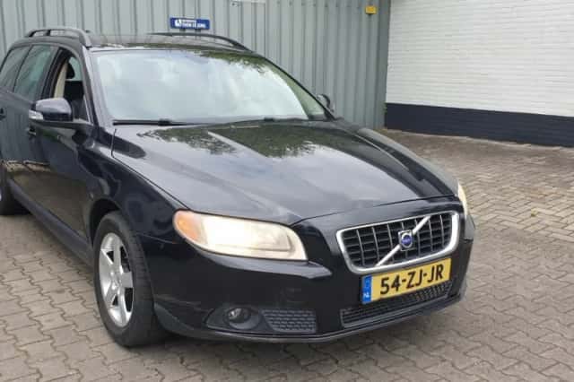 Volvo V70 (2008) thumbnail 3