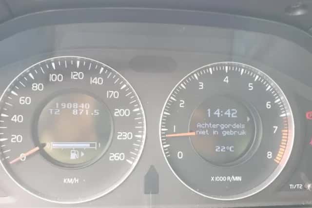 Volvo V70 (2008) thumbnail 23