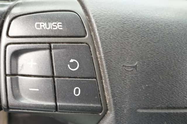 Volvo V70 (2008) thumbnail 26