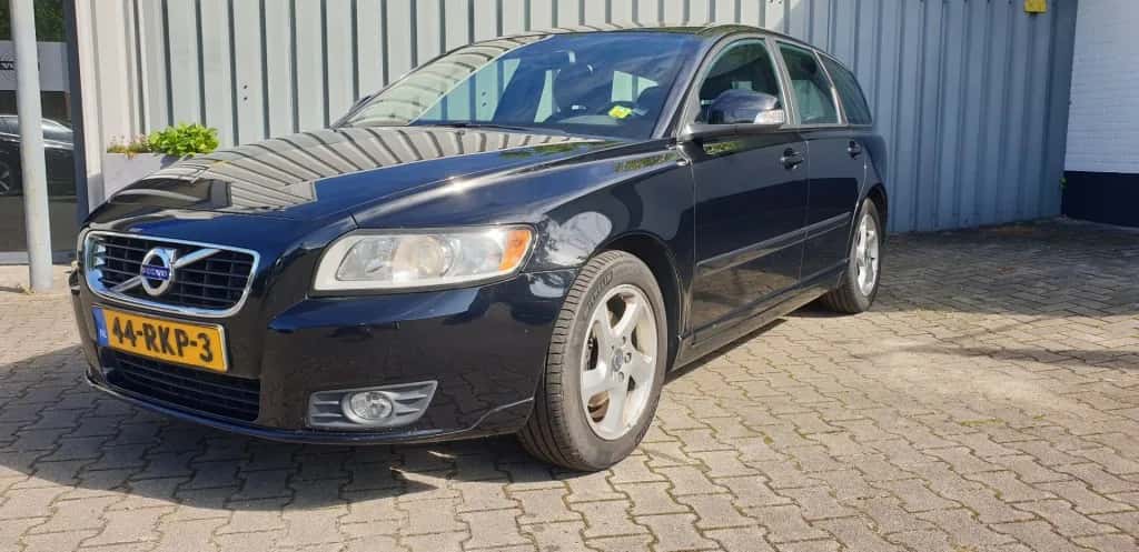 Volvo V50 (2011) — foto 1