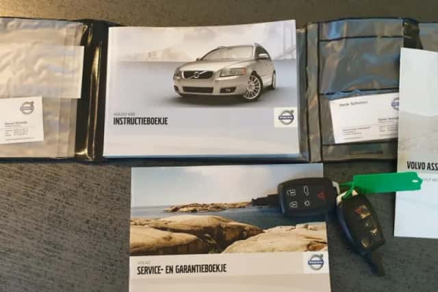 Volvo V50 (2011) thumbnail 30