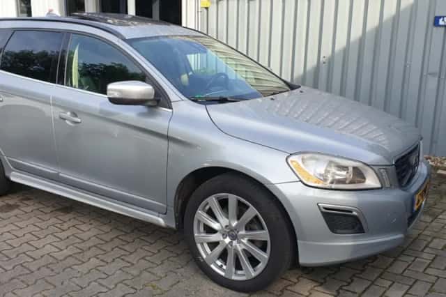 Volvo XC60 (2012) thumbnail 3