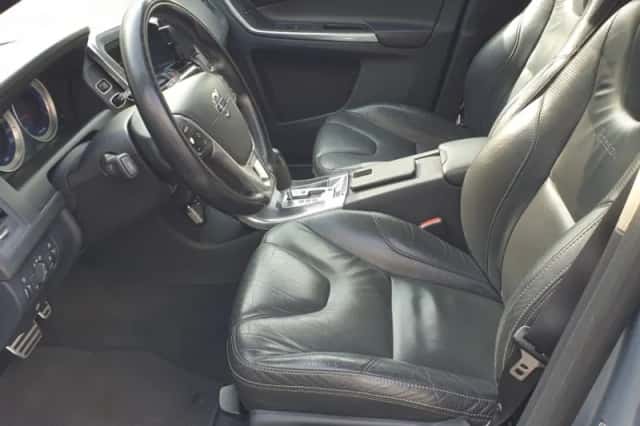 Volvo XC60 (2012) thumbnail 26