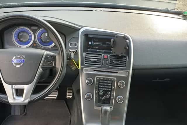 Volvo XC60 (2012) thumbnail 37