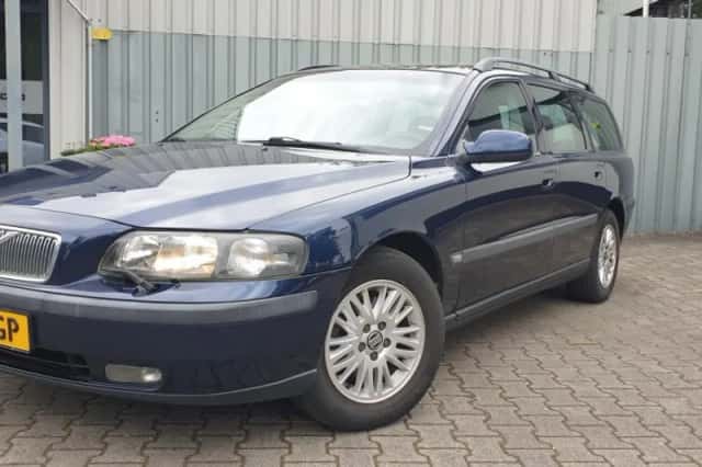 Volvo V70 (2002) thumbnail 1