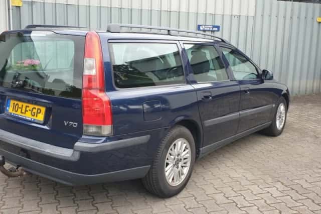 Volvo V70 (2002) thumbnail 5