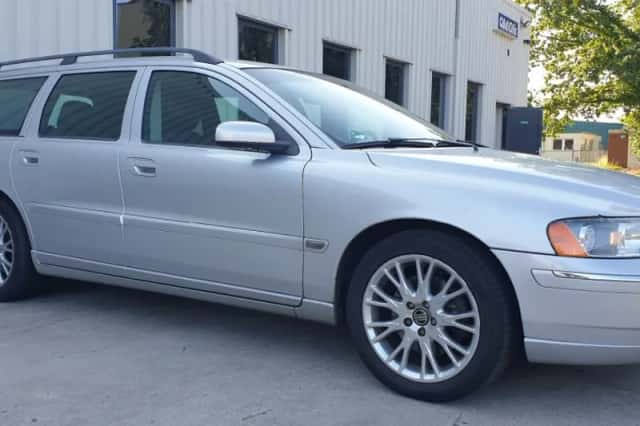 Volvo V70 (2006) thumbnail 5