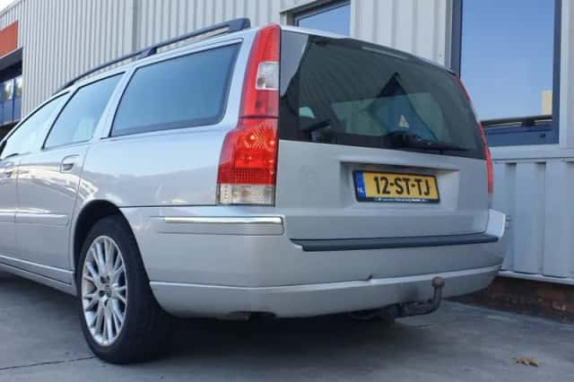 Volvo V70 (2006) thumbnail 6
