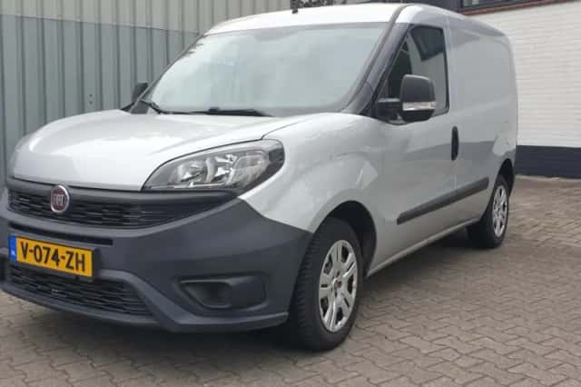 Fiat Doblo (2019) thumbnail 1