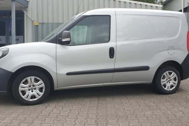 Fiat Doblo (2019) thumbnail 4