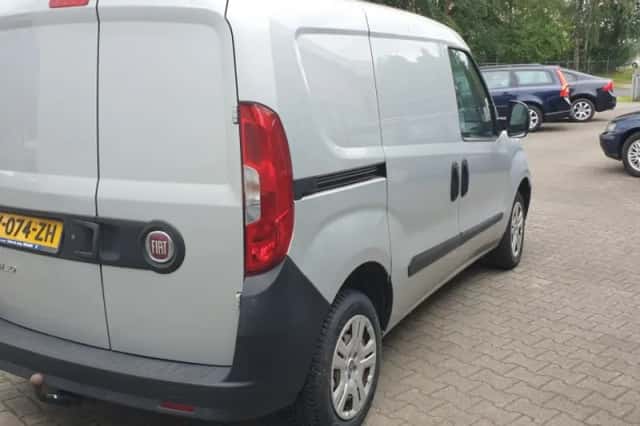 Fiat Doblo (2019) thumbnail 5