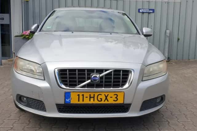 Volvo V70 (2008) thumbnail 4