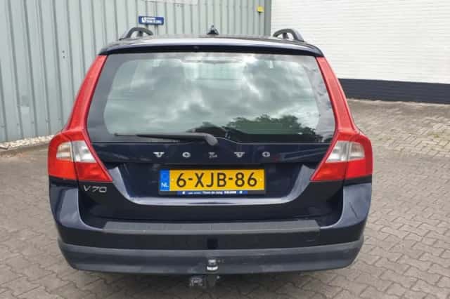 Volvo V70 (2008) thumbnail 5